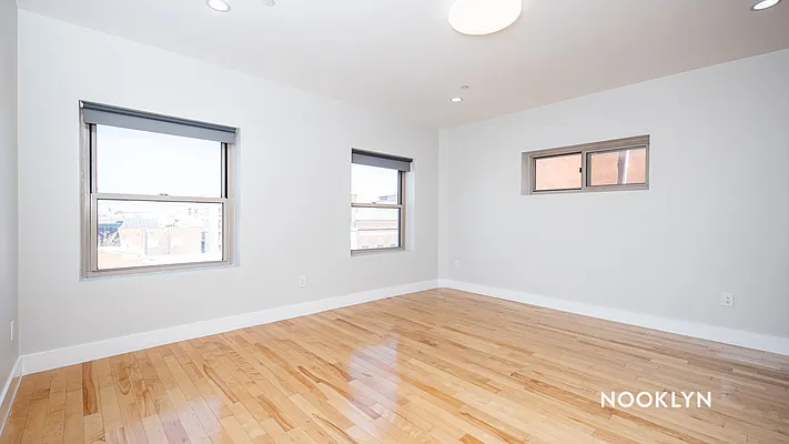 Rented by Nooklyn NYC LLC | media 12