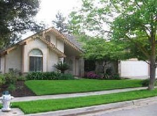 1315 W Paul Ave, Fresno, CA