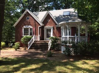 149 Orangeburgh Rd, Old Tappan, NJ 07675