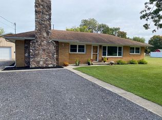 8570 Crabb Rd, Temperance, MI 48182