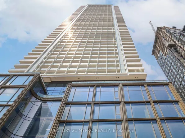 88 Queen St E, Toronto, ON