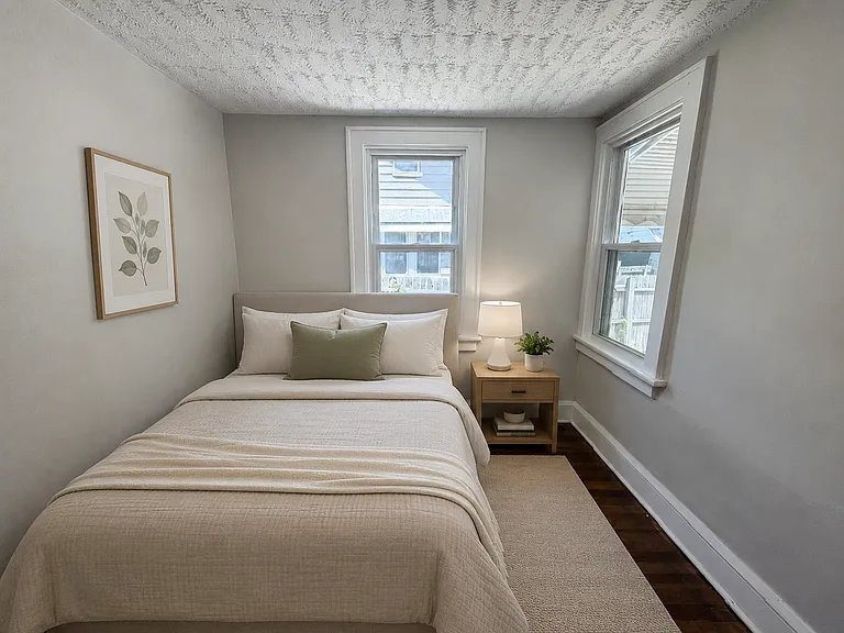 621 Hudson Ave — Photo 10