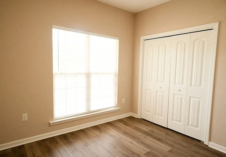 10 Arbors Cir — Photo 41