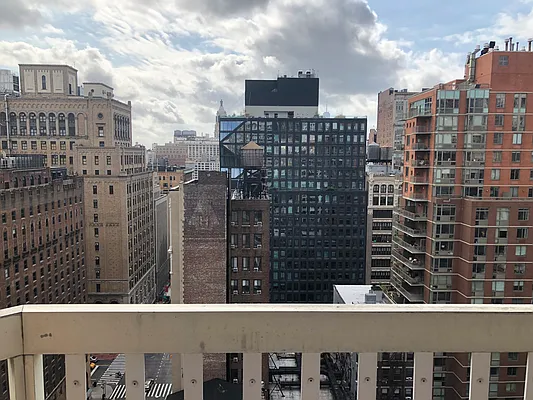 Rented by Metropolitan Property Group | media 10