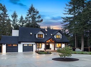 177 Sunningdale Rd E, Qualicum Beach, BC V9K1L1