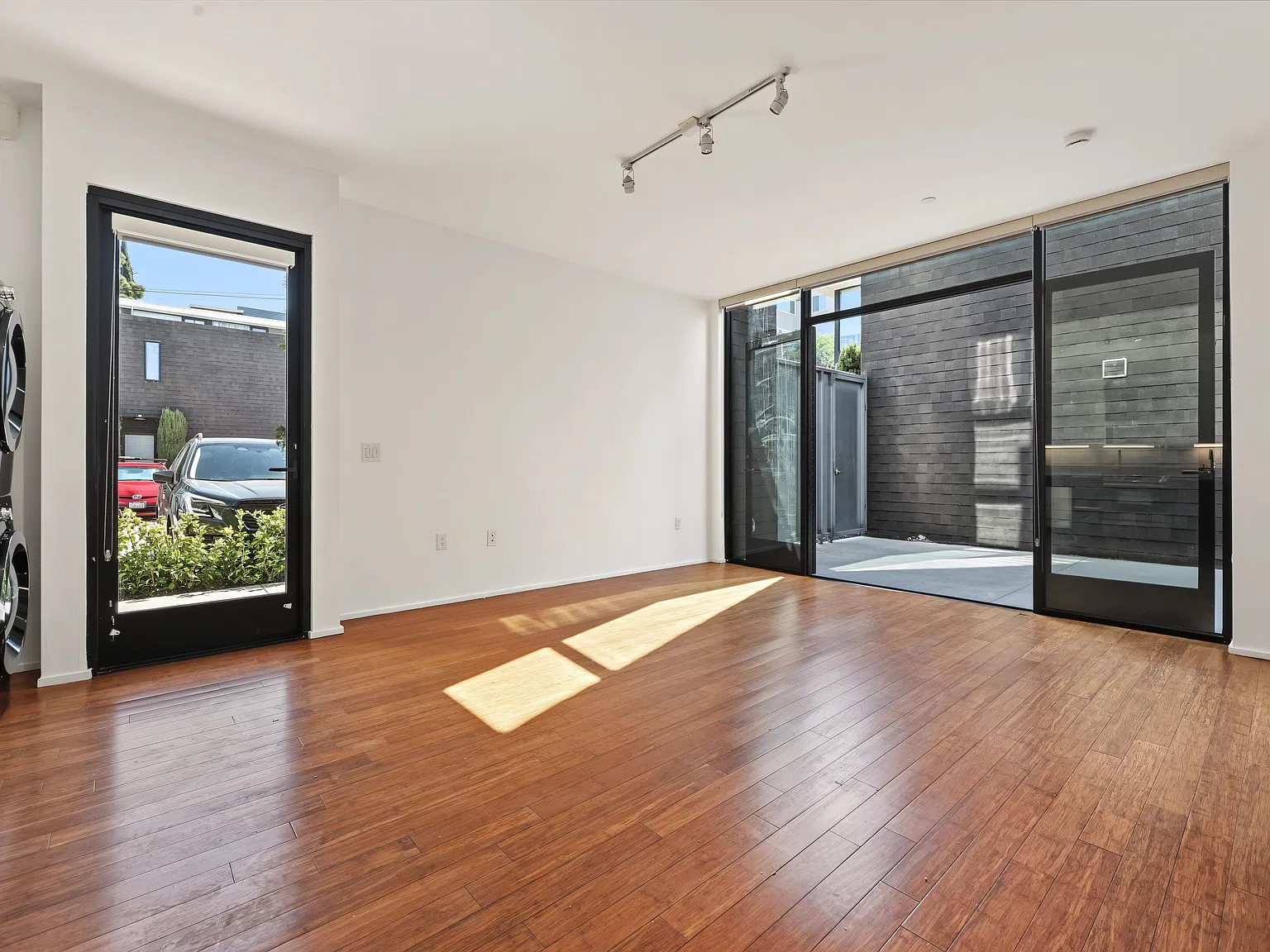 1 bed, 650 sqft, $2,895 — Photo 4