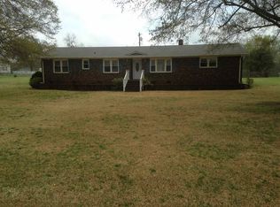 2301 Gentry Rd, Starr, SC 29684