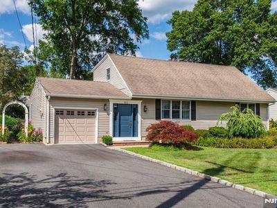 163 Garden Ave, Paramus, NJ, 07652