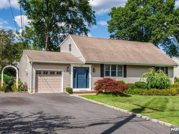163 Garden Ave, Paramus, NJ 07652