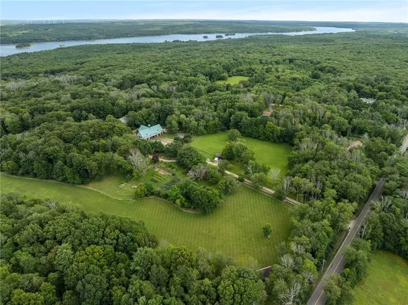 150 Trimtown Rd, Scituate, RI 02857