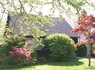 6 Crestway Rd, New Fairfield, CT 06812