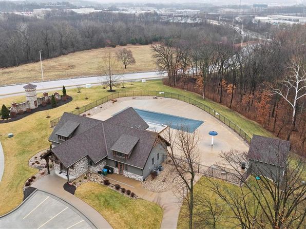 4517 N Sienna Rdg, Riverside, MO 64150