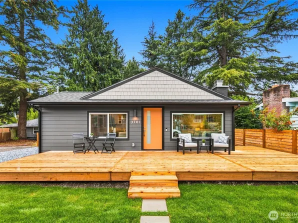 3701 SW 105th Street, Seattle, WA 98146
