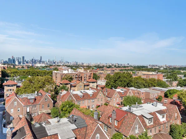 76-15 35th Avenue image 6 of 9