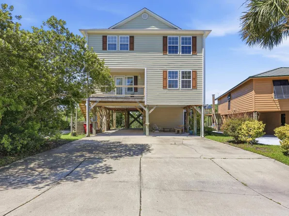 365 Marsh Pl., Murrells Inlet, SC 29576