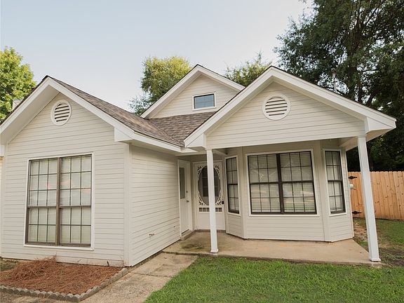 2nd image of 3808 Perry Hill Ct