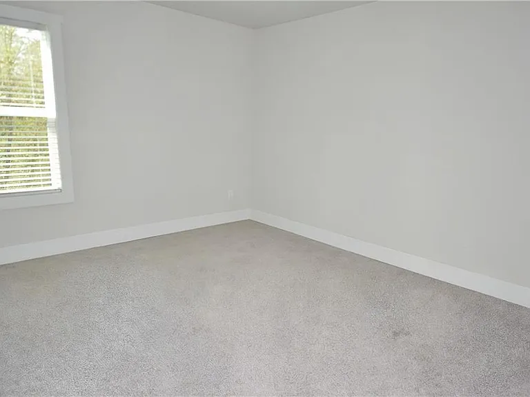 45 Haddington Ct — Photo 19