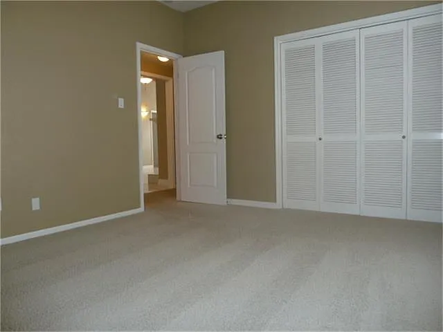 2100 Tanglewilde St #8 — Photo 10