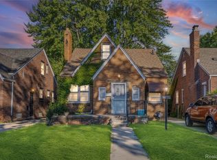 11009 Roxbury St, Detroit, MI 48224