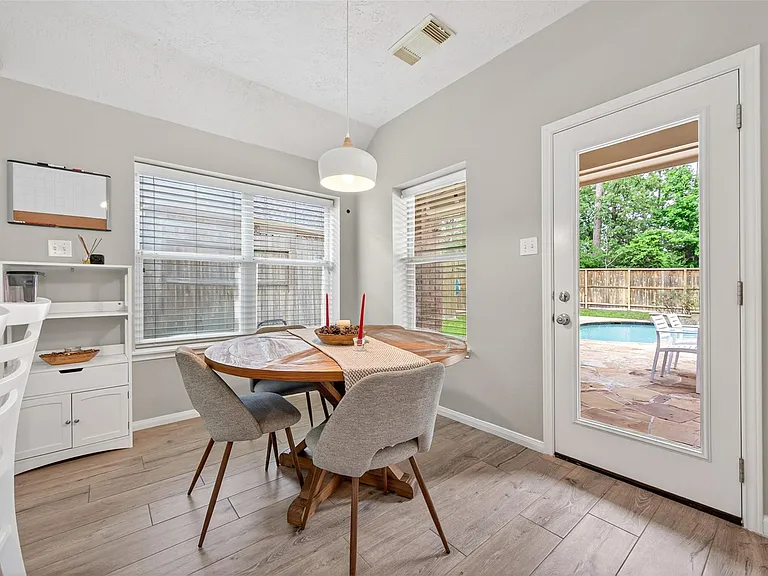 155 E Concord Valley Cir — Photo 16