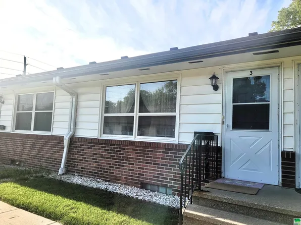 2118 Nebraska St APT 3, Sioux City, IA 51104