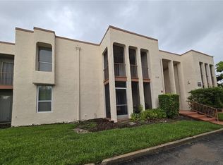 548 Orange Dr APT 23, Altamonte Springs, FL 32701