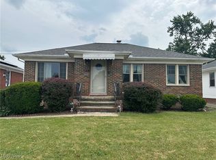 8409 Lanyard Dr, Parma, OH
