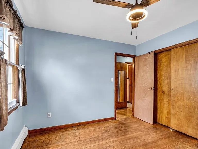 22 Hart St — Photo 13