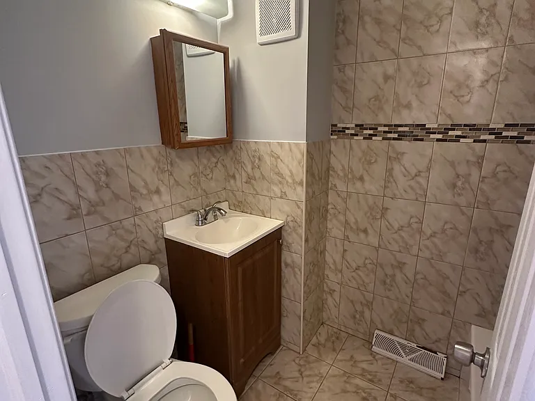 9414 Kirkwood Rd #1 — Photo 11