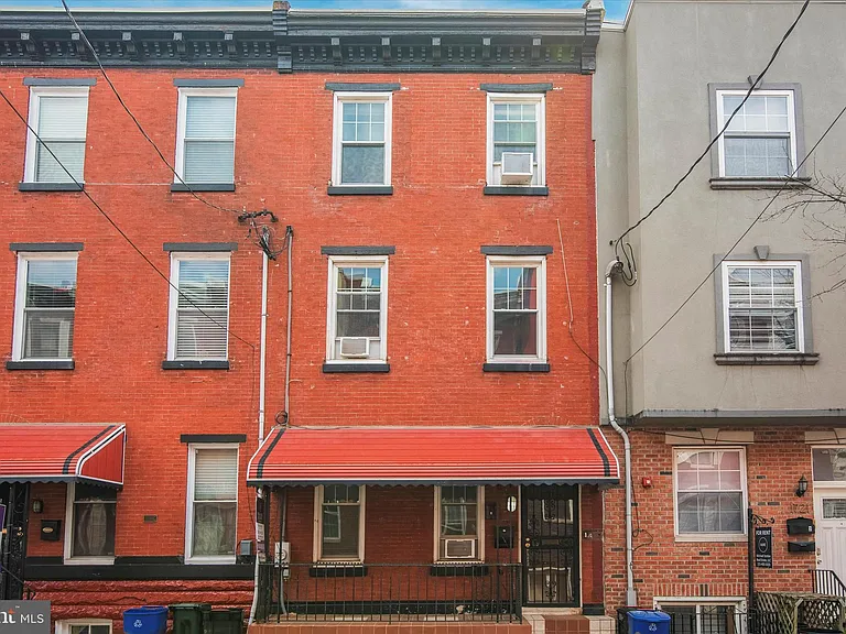 1723 N Willington St — Photo 32