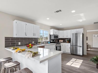 2383 Cerritos Ave, Signal Hill, CA, 90755