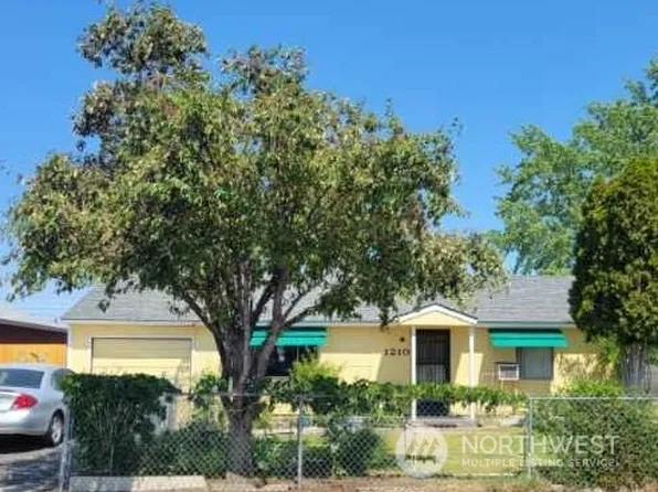 1210 Lowry Street, Moses Lake, WA 98837