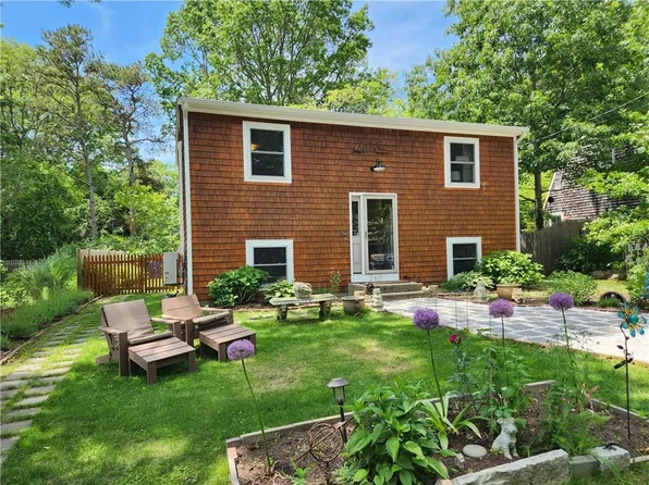 260 Balsam Rd, South Kingstown, RI 02879