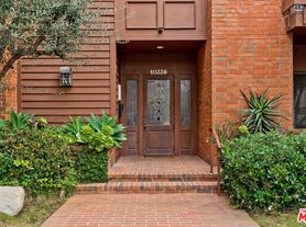 洋楽 americanyouthreport pert one los angeles 10326 Almayo Ave Los Angeles CA | Zillow
