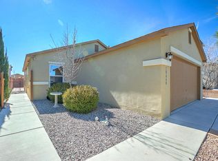 10660 McMichael Ln SW, Albuquerque, NM 87121