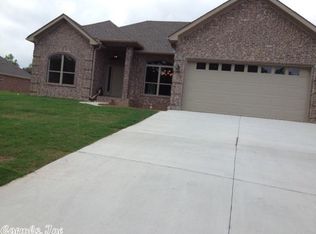 8949 Meadow Gardens Cir, Sherwood, AR 72120