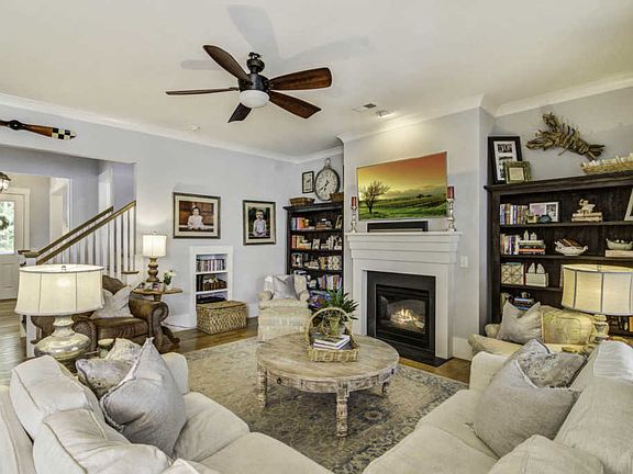 5th image of 1502 Crane Creek Dr