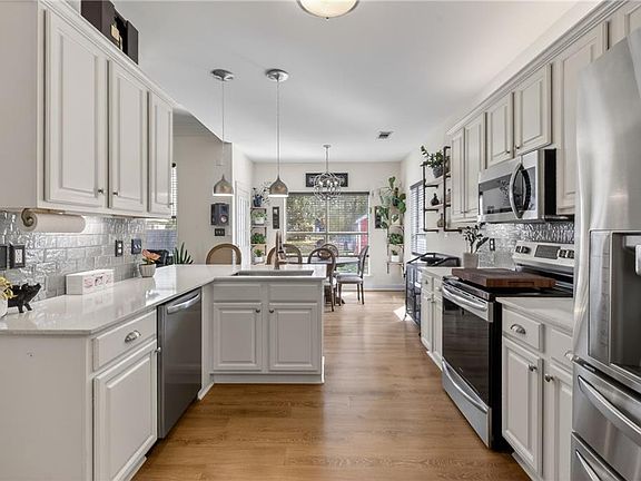 5th image of 20366 Helenbirg Rd
