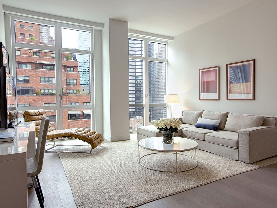 1st image of 305 E 51st St APT 15B