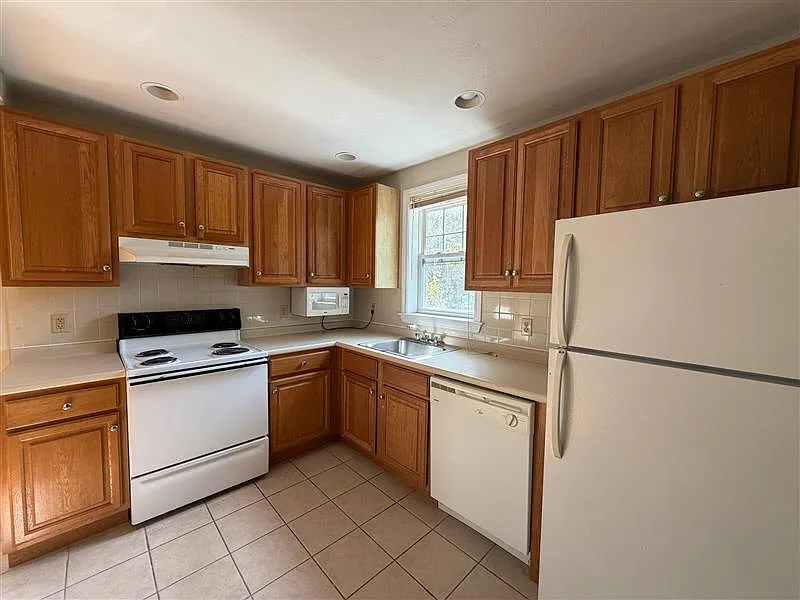 1 bed, 666 sqft, $3,000 — Photo 4