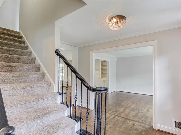 153 Lantern Ridge Ct — Photo 21