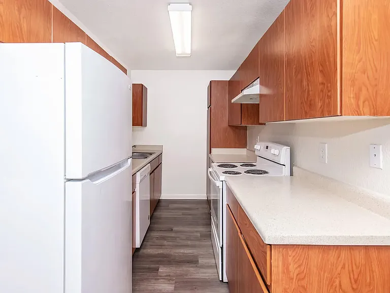Crystal Pointe — Photo 32