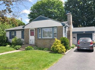 9 Bart Dr, Riverside, RI 02915