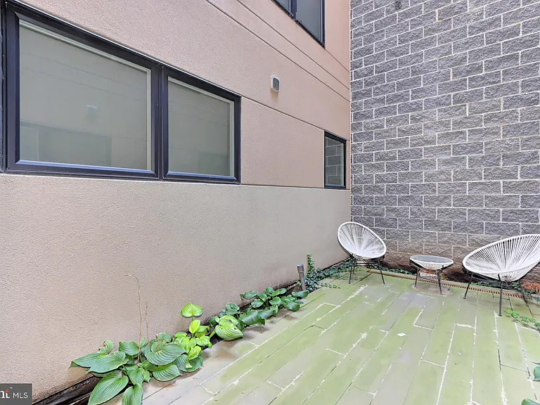 1111 Orren St NE #101 — Photo 28