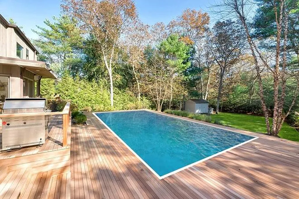Stylish Northwest Retreat with Pool and Privacy — Photo 3