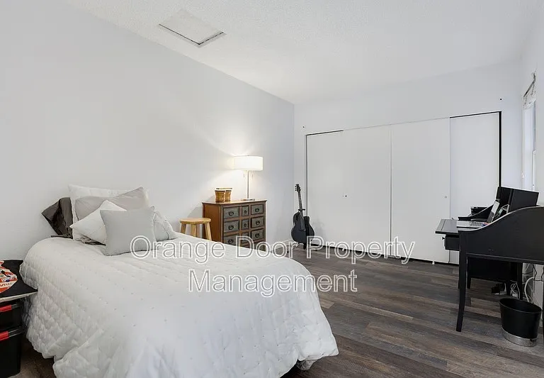 55 Hylebos Ave — Photo 13