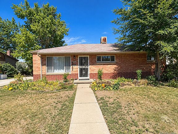 2nd image of 1420 S Winona Way