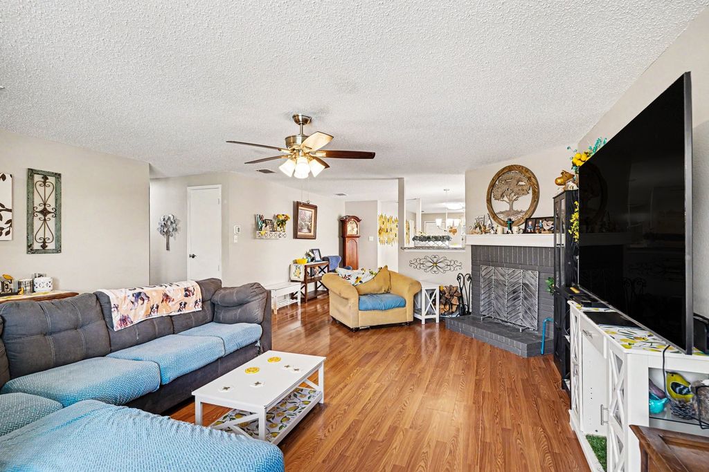 5441 Temecula Rd, Fort Worth, TX - View 3