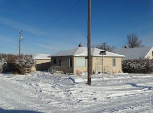 1222 W Broadway St, Lewistown, MT 59457