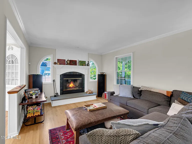 402 Morgan Pkwy — Photo 10